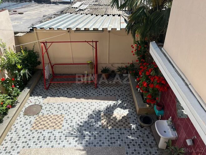 5 otaqlı həyət evi/bağ evi - Bakıxanov q. - 230 m² (2)