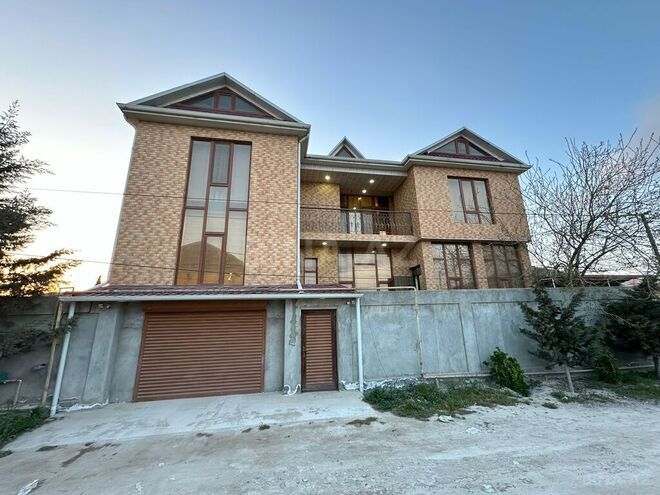 9 otaqlı həyət evi/bağ evi - Binə q. - 250 m² (1)