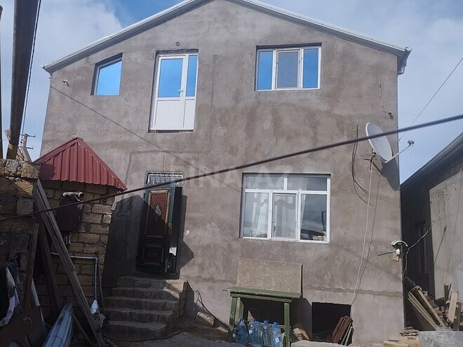 5 otaqlı həyət evi/bağ evi - Binəqədi q. - 160 m² (1)