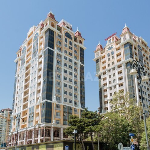 3-комн. новостройка - м. 28 мая - 121.5 м² (1)