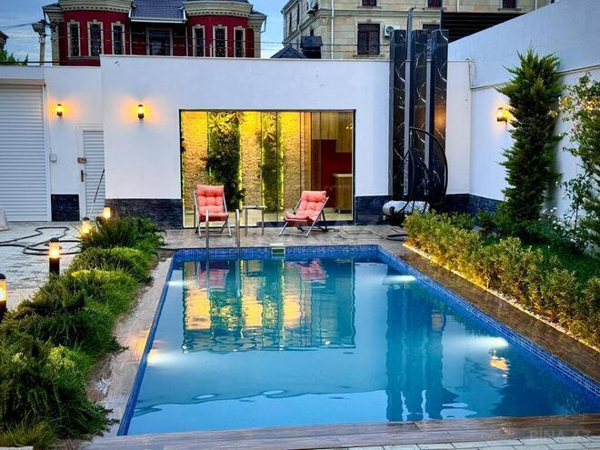 6 otaqlı həyət evi/bağ evi - Mərdəkan q. - 300 m² (3)