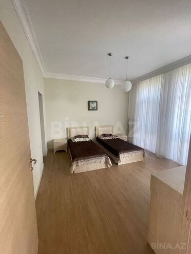 6 otaqlı həyət evi/bağ evi - Mərdəkan q. - 300 m² (9)
