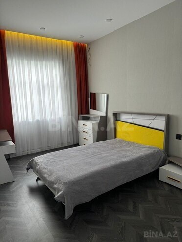 5 otaqlı həyət evi/bağ evi - Şüvəlan q. - 300 m² (13)