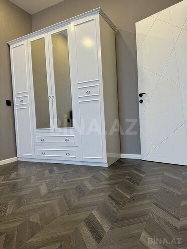 5 otaqlı həyət evi/bağ evi - Şüvəlan q. - 300 m² (16)