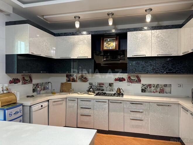 5 otaqlı həyət evi/bağ evi - Mərdəkan q. - 400 m² (25)