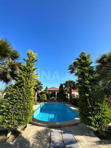 5 otaqlı həyət evi/bağ evi - Mərdəkan q. - 400 m² (5)