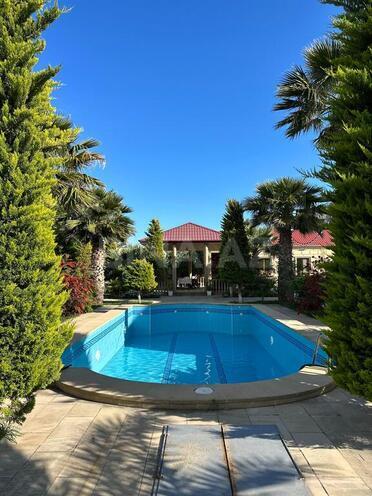 5 otaqlı həyət evi/bağ evi - Mərdəkan q. - 400 m² (13)