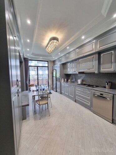 Продаётся 4-комн. новостройка 180 м², м. Низами, photo 3 from 11