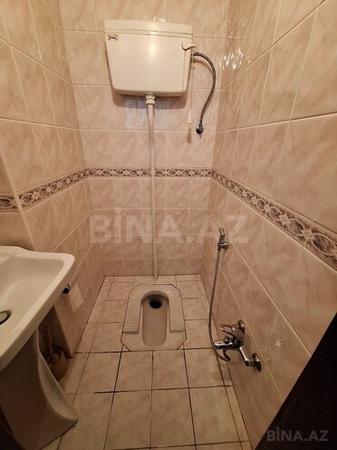 Satılır 6 otaqlı köhnə tikili 200 m², 28 May m., photo 27 from 32