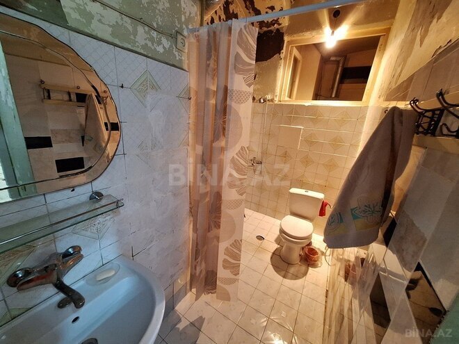 Satılır 6 otaqlı köhnə tikili 200 m², 28 May m., photo 14 from 32