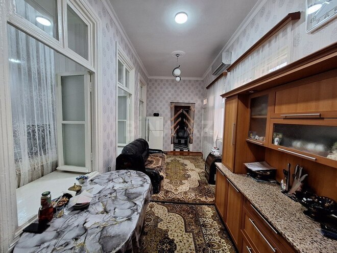 Satılır 6 otaqlı köhnə tikili 200 m², 28 May m., photo 24 from 32