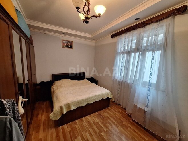 Satılır 6 otaqlı köhnə tikili 200 m², 28 May m., photo 29 from 32