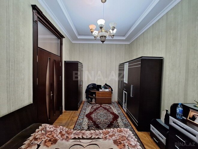 Satılır 6 otaqlı köhnə tikili 200 m², 28 May m., photo 7 from 32