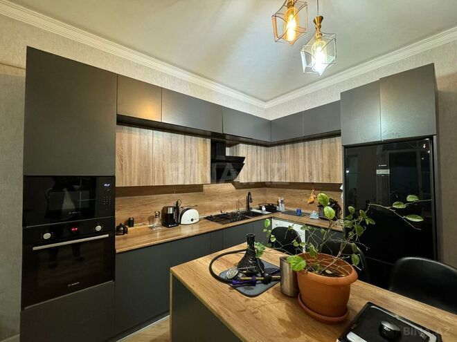 4 otaqlı həyət evi/bağ evi - Şüvəlan q. - 170 m² (7)