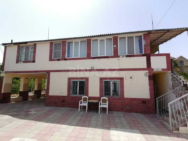 6 otaqlı həyət evi/bağ evi - Novxanı q. - 240 m² (1)