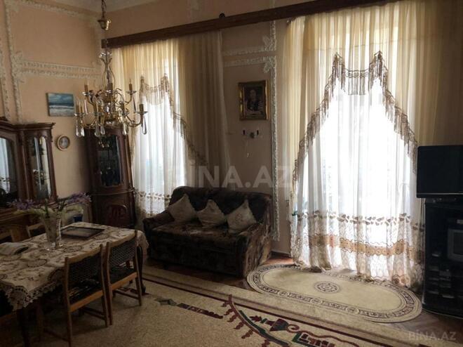 Продаётся 6-комн. вторичка 230 м², м. Сахил, photo 3 from 15