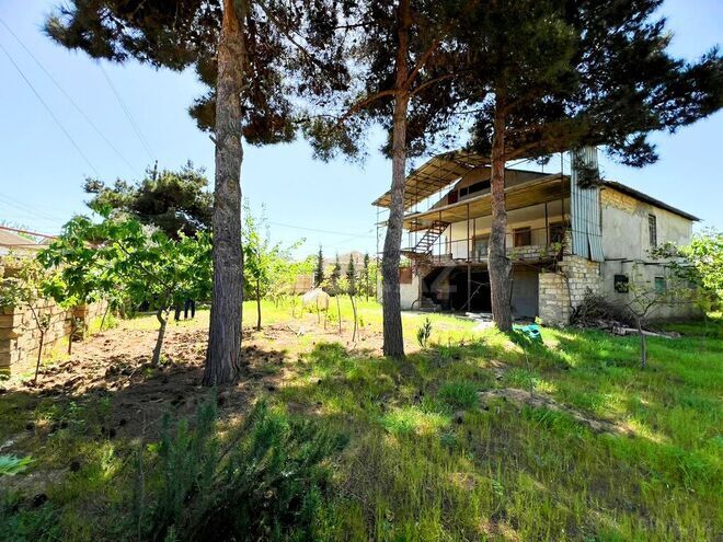 6 otaqlı həyət evi/bağ evi - Novxanı q. - 460 m² (1)