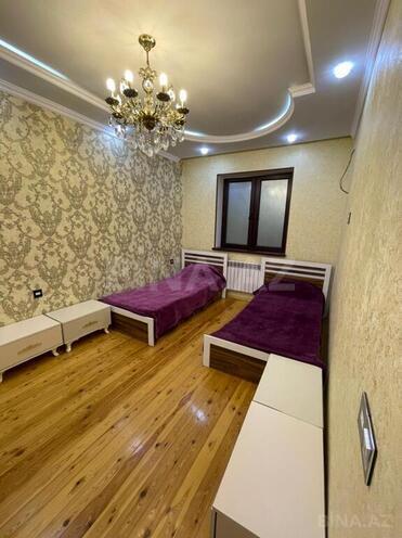 5 otaqlı həyət evi/bağ evi - Pirşağı q. - 400 m² (21)