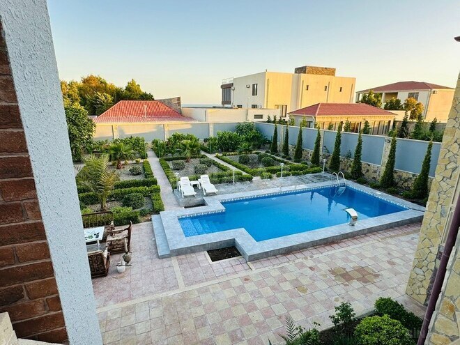 3 otaqlı həyət evi/bağ evi - Türkan q. - 230 m² (3)