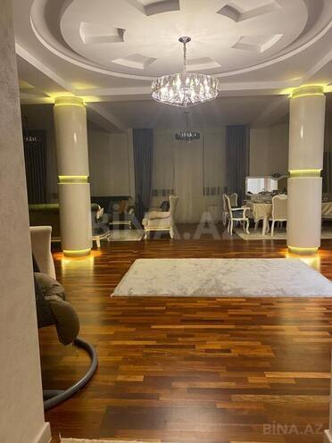 7 otaqlı həyət evi/bağ evi - Novxanı q. - 580 m² (11)