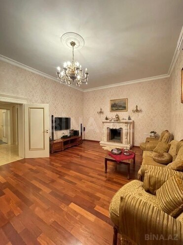 4 otaqlı həyət evi/bağ evi - Pirşağı q. - 250 m² (17)