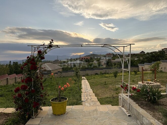 6 otaqlı həyət evi/bağ evi - Şamaxı - 168 m² (6)