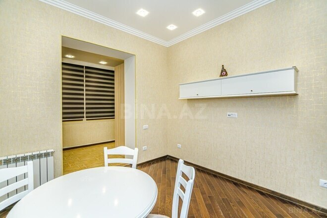 İcarəyə verilir 2 otaqlı köhnə tikili 80 m², Sahil m., photo 5 from 29