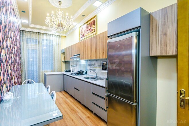 Сдаётся 4-комн. вторичка 140 м², м. 28 мая, photo 20 from 30