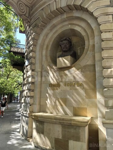 Продаётся 4-комн. вторичка 130 м², м. Сахил, photo 1 from 31