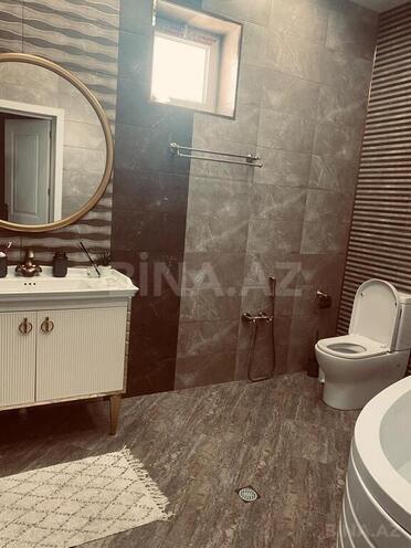 4 otaqlı həyət evi/bağ evi - Novxanı q. - 200 m² (18)