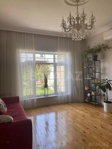 4 otaqlı həyət evi/bağ evi - Novxanı q. - 200 m² (13)