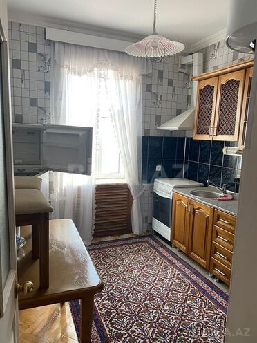 6 otaqlı həyət evi/bağ evi - Novxanı q. - 600 m² (20)