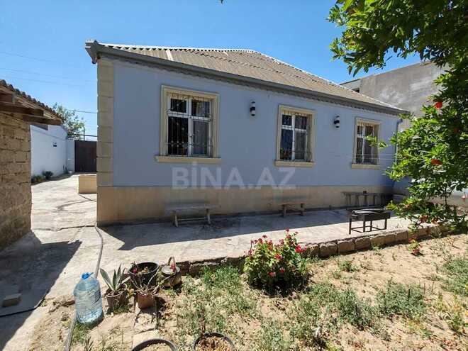 4 otaqlı həyət evi/bağ evi - Buzovna q. - 135 m² (1)