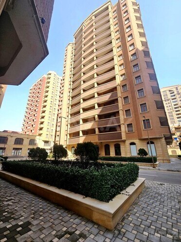 Satılır 4 otaqlı yeni tikili 185 m², 28 May m., photo 9 from 12