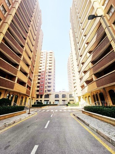 Satılır 4 otaqlı yeni tikili 185 m², 28 May m., photo 10 from 12