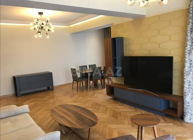 4 otaqlı yeni tikili - Şah İsmayıl Xətai m. - 157 m² (1)