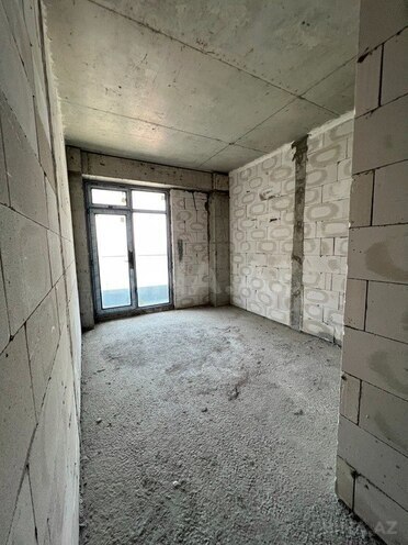 4-комн. новостройка - м. 8 ноября - 186 м² (3)