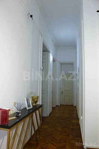 Продаётся 6-комн. вторичка 240 м², м. Сахил, photo 19 from 20
