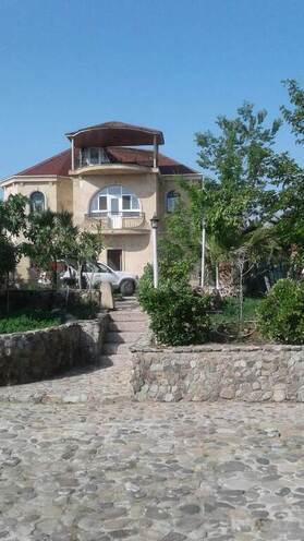 5 otaqlı həyət evi/bağ evi - Zuğulba q. - 340 m² (1)