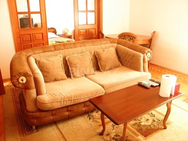 Satılır 3 otaqlı köhnə tikili 90 m², Sahil m., photo 5 from 12