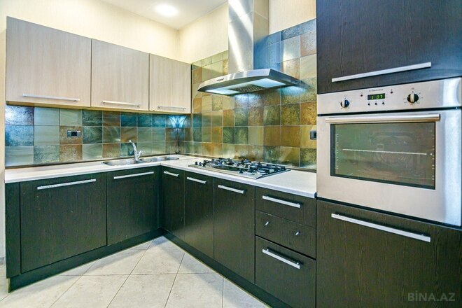 4-комн. новостройка - м. 28 мая - 200 м² (13)
