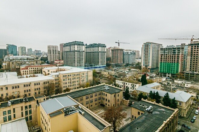 4-комн. новостройка - м. 28 мая - 200 м² (29)