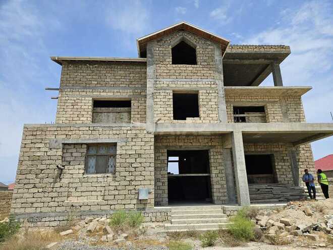 9 otaqlı həyət evi/bağ evi - Qala q. - 600 m² (1)