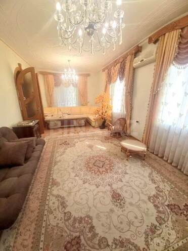 6 otaqlı həyət evi/bağ evi - Bakıxanov q. - 350 m² (10)