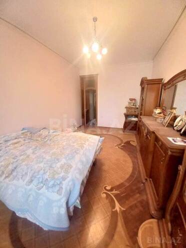 6 otaqlı həyət evi/bağ evi - Bakıxanov q. - 350 m² (13)