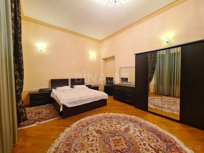 4 otaqlı köhnə tikili - Sahil m. - 200 m² (10)