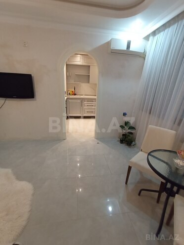 2 otaqlı köhnə tikili - 4-cü mikrorayon q. - 55 m² (3)