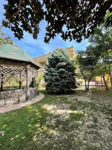 Satılır 9 otaqlı həyət evi/bağ evi 1 000 m², Gənclik m., photo 4 from 32