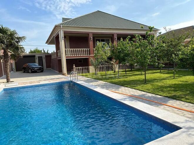 4 otaqlı həyət evi/bağ evi - Mərdəkan q. - 240 m² (1)