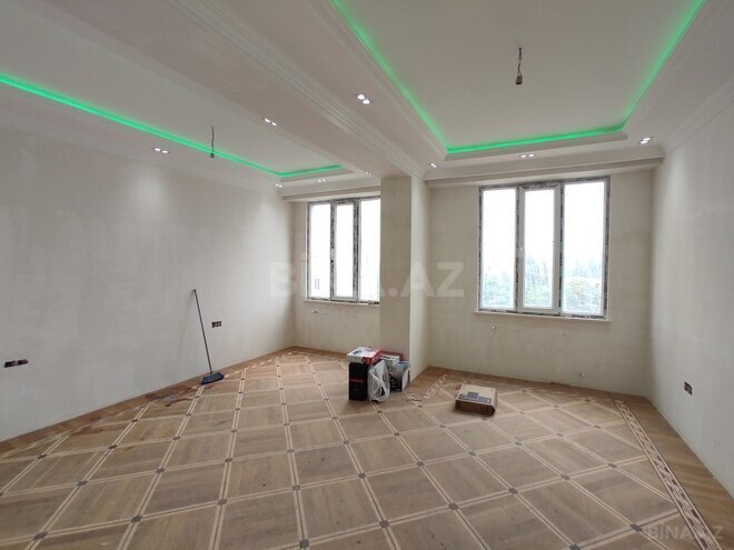 5-комн. новостройка - м. Автовокзал - 160 м² (13)